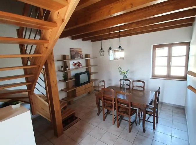 Le Bonnet بيت للعطل Marlieux